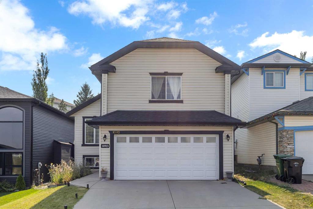 Picture of 10913 Hidden Valley Drive NW, Calgary Real Estate Listing