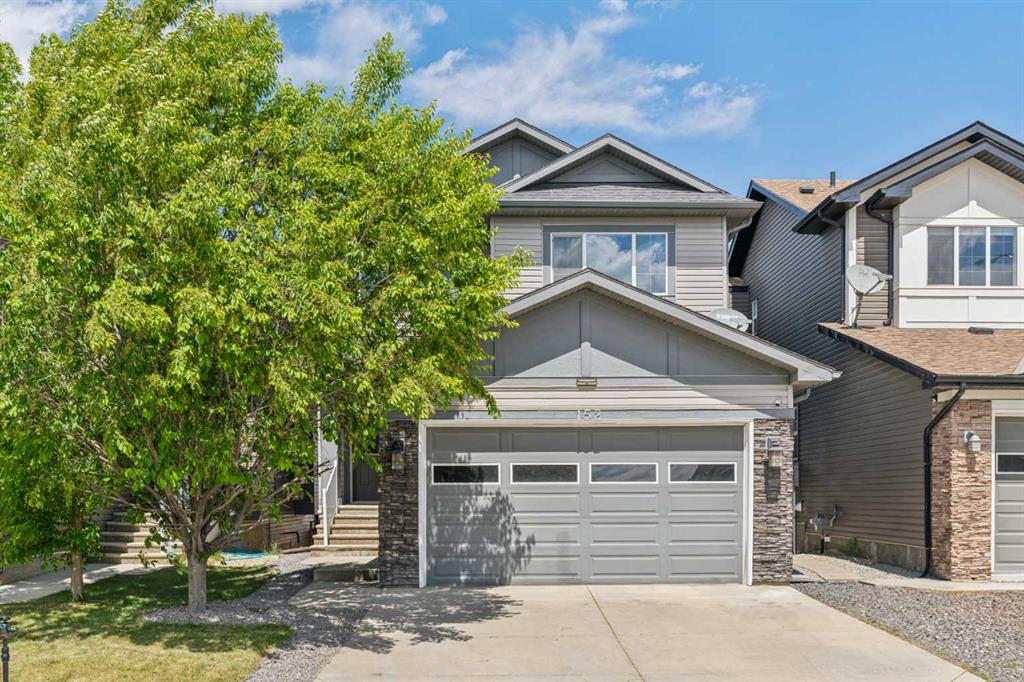Picture of 152 Evansborough Way NW, Calgary Real Estate Listing