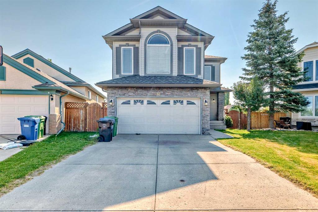 Picture of 41 Covette Bay NE, Calgary Real Estate Listing