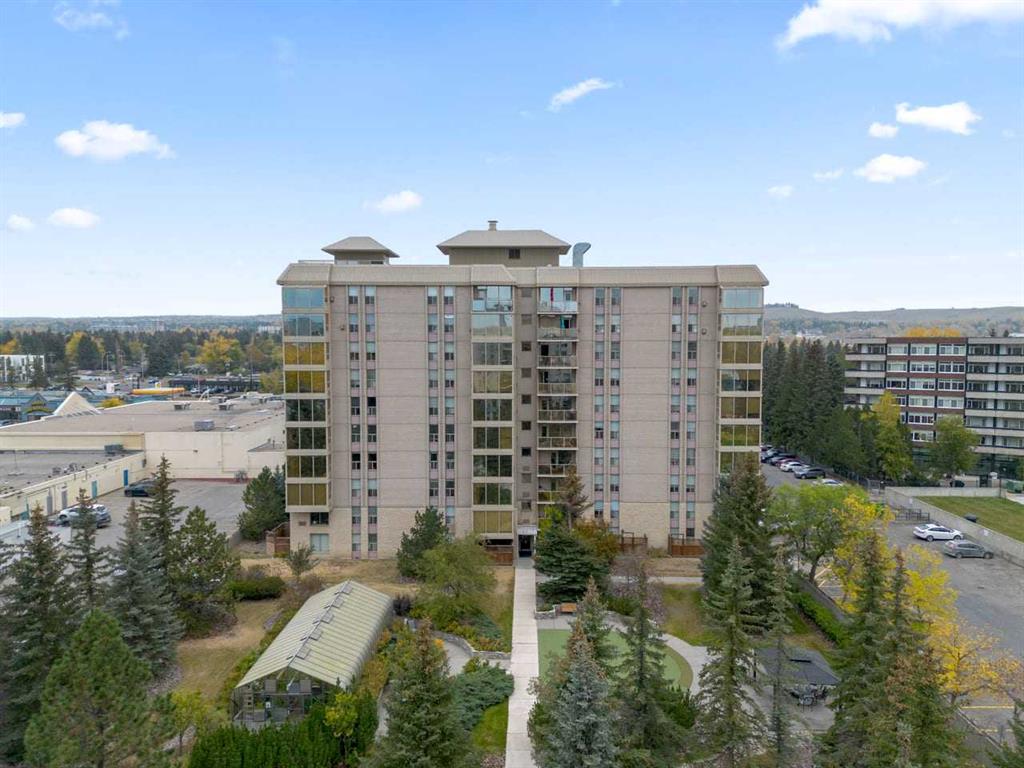 Picture of 406, 4555 Varsity Lane NW, Calgary Real Estate Listing