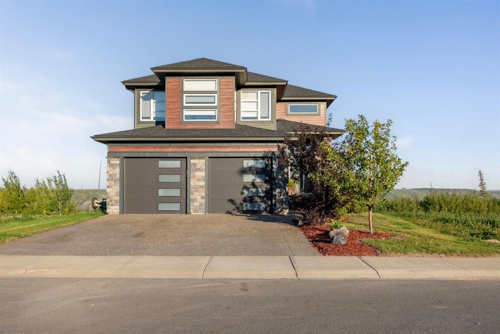 Picture of 241 Diamondstone Ridge , Fort McMurray Real Estate Listing