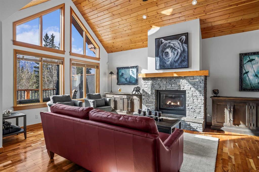Picture of 7 Creekside Mews , Canmore Real Estate Listing