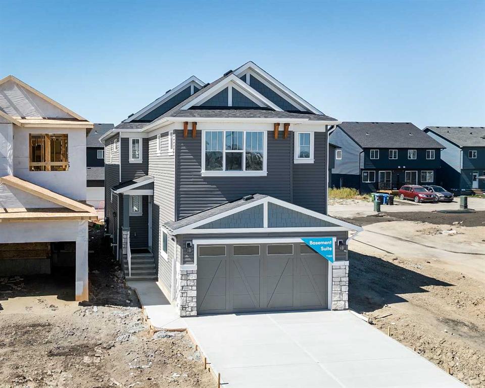 Picture of 280 Creekstone Circle SW, Calgary Real Estate Listing