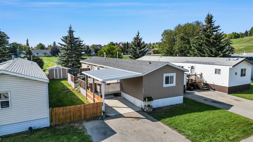 Picture of 305 Stanley Avenue , Okotoks Real Estate Listing