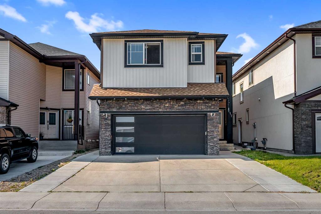 Picture of 217 Taralake Manor NE, Calgary Real Estate Listing