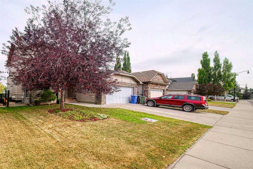 Picture of 66 Crystal Green Drive , Okotoks Real Estate Listing