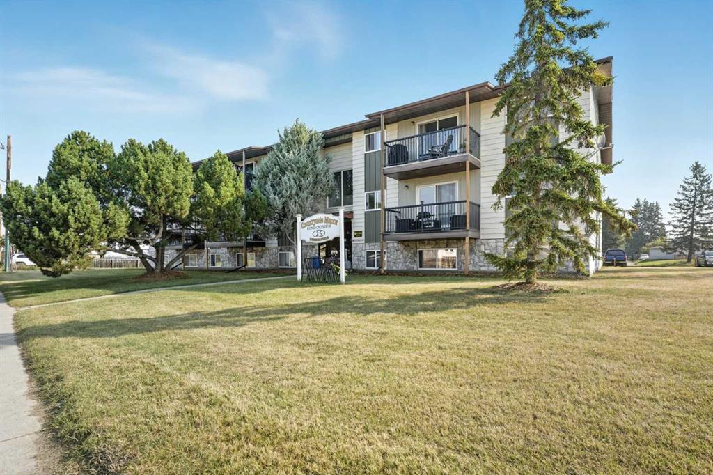 Picture of 205, 25 Robinson Avenue , Penhold Real Estate Listing