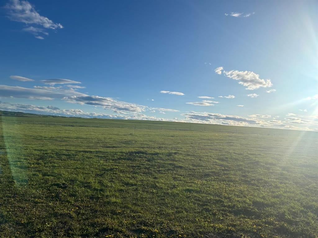 Picture of RR40  , Rural Mountain View County Real Estate Listing