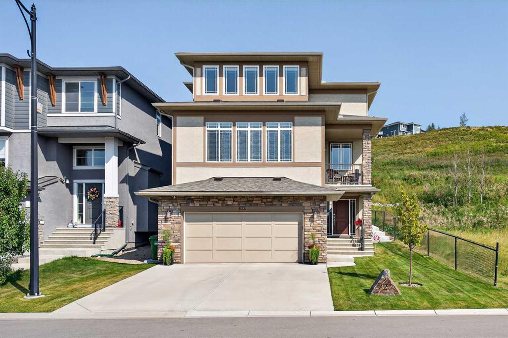 Picture of 72 Sage Meadows Green NW, Calgary Real Estate Listing