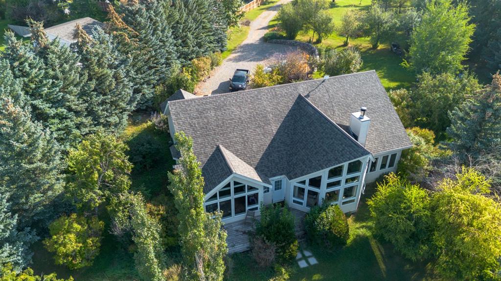 Picture of 85 4 Avenue NW, Glenwood Real Estate Listing