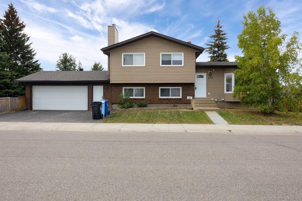 Picture of 206 Leigh Crescent , Fort McMurray Real Estate Listing