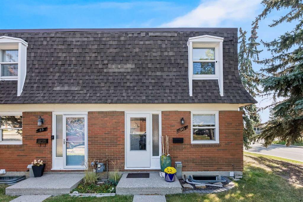 Picture of 90, 330 Canterbury Drive SW, Calgary Real Estate Listing