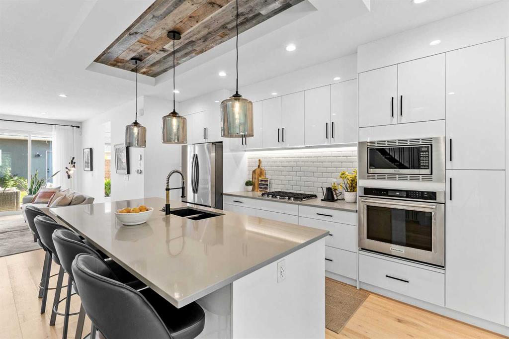 Picture of 4834 20 Avenue NW, Calgary Real Estate Listing