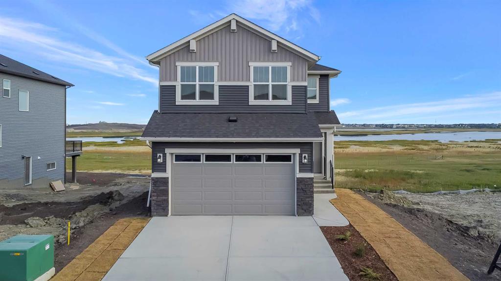 Picture of 100 Corner Glen Manor NE, Calgary Real Estate Listing