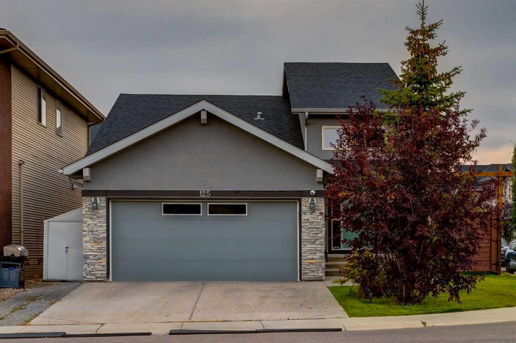 Picture of 125 Walden Rise SE, Calgary Real Estate Listing