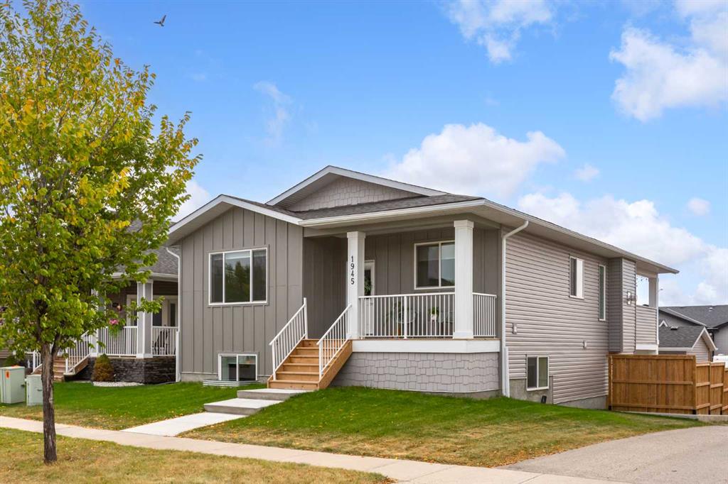 Picture of 1945 High Country Drive NW, High River Real Estate Listing
