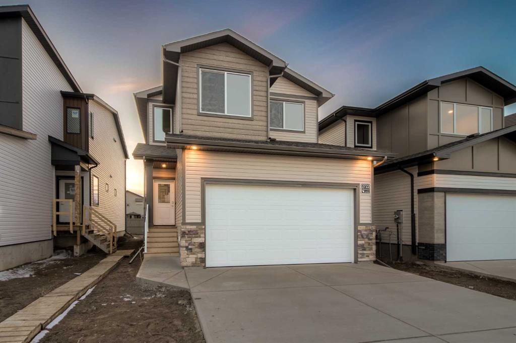 Picture of 2722 43 Street S, Lethbridge Real Estate Listing