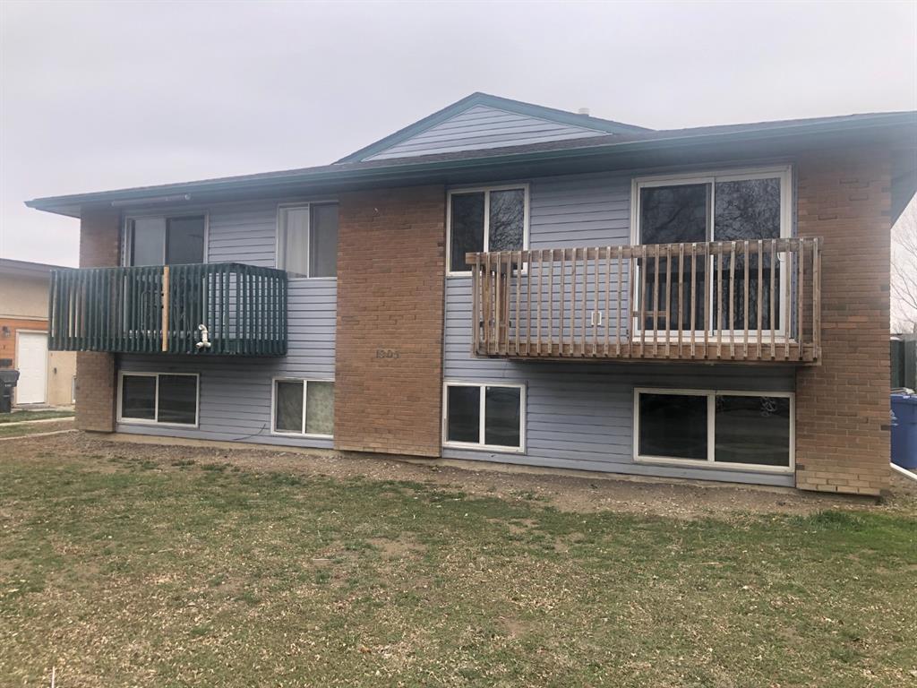 Picture of 1905 23 Street N, Lethbridge Real Estate Listing