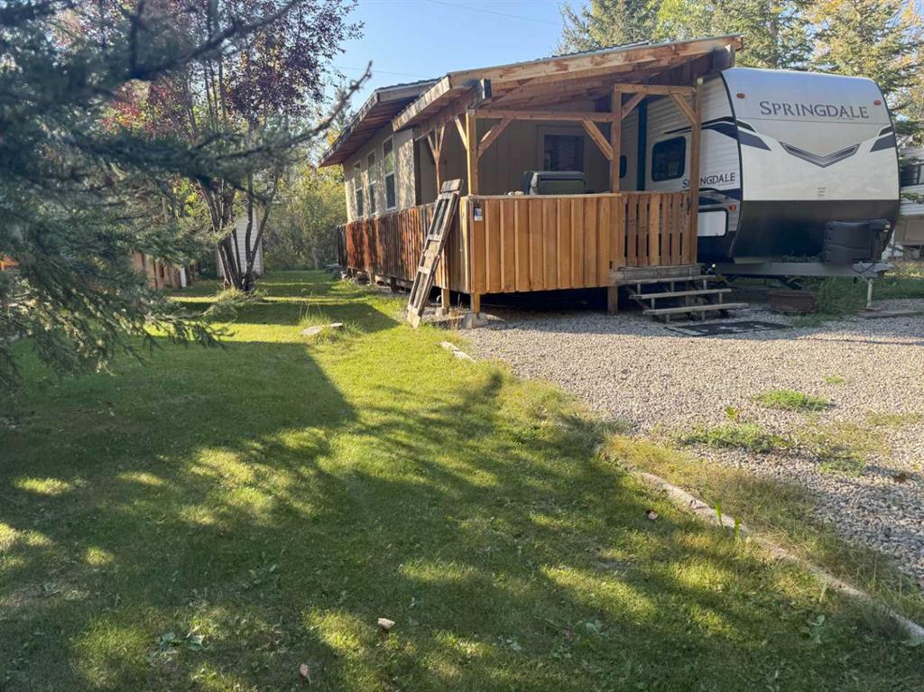 Picture of 82, 200 4 Avenue SW, Sundre Real Estate Listing