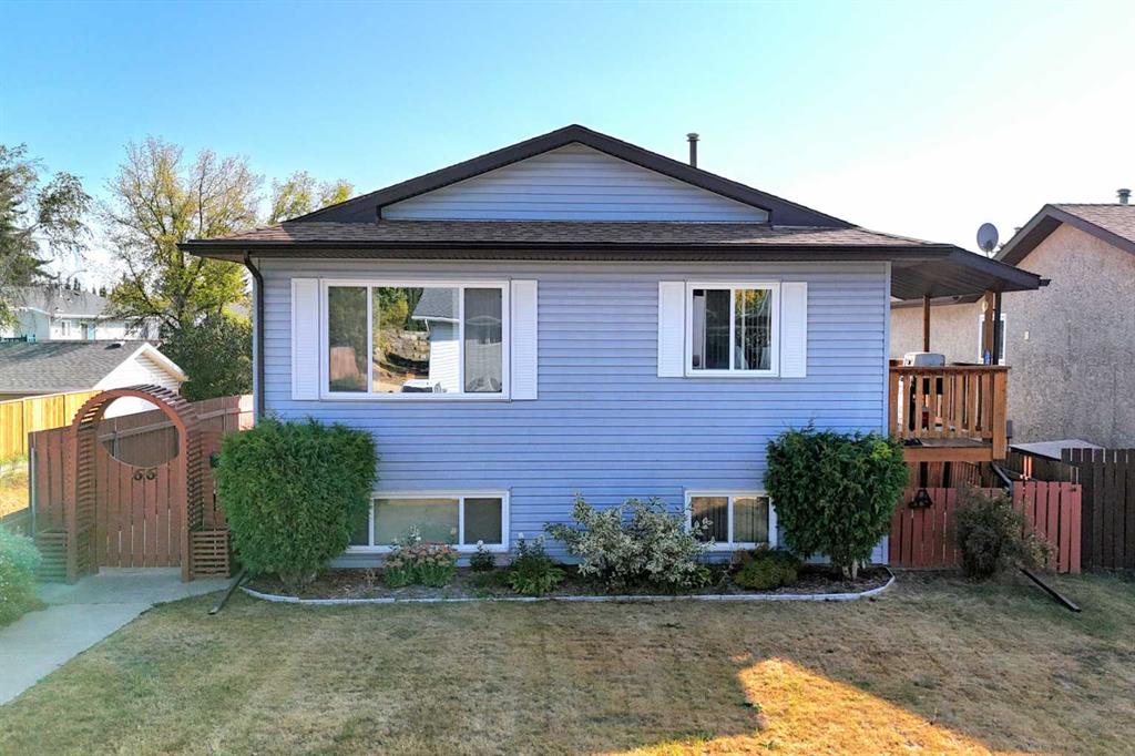 Picture of 66 Westview Crescent , Blackfalds Real Estate Listing