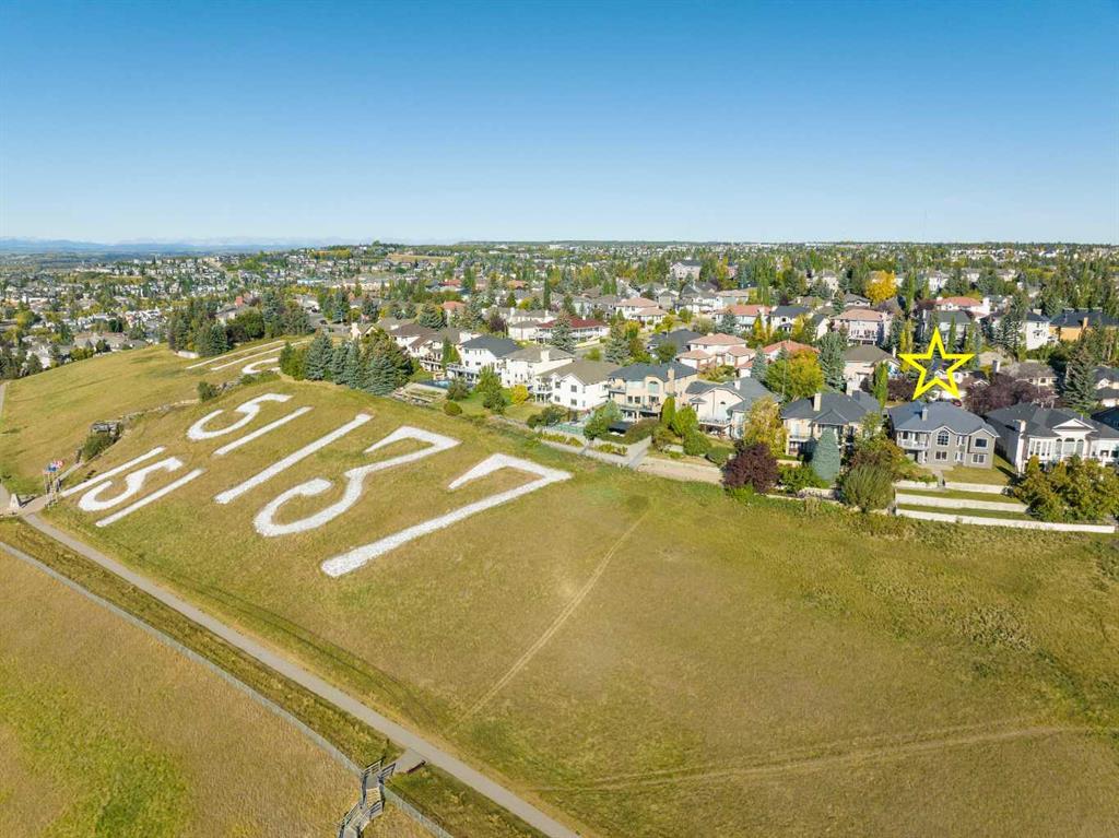 Picture of 2964 Signal Hill Drive SW, Calgary Real Estate Listing