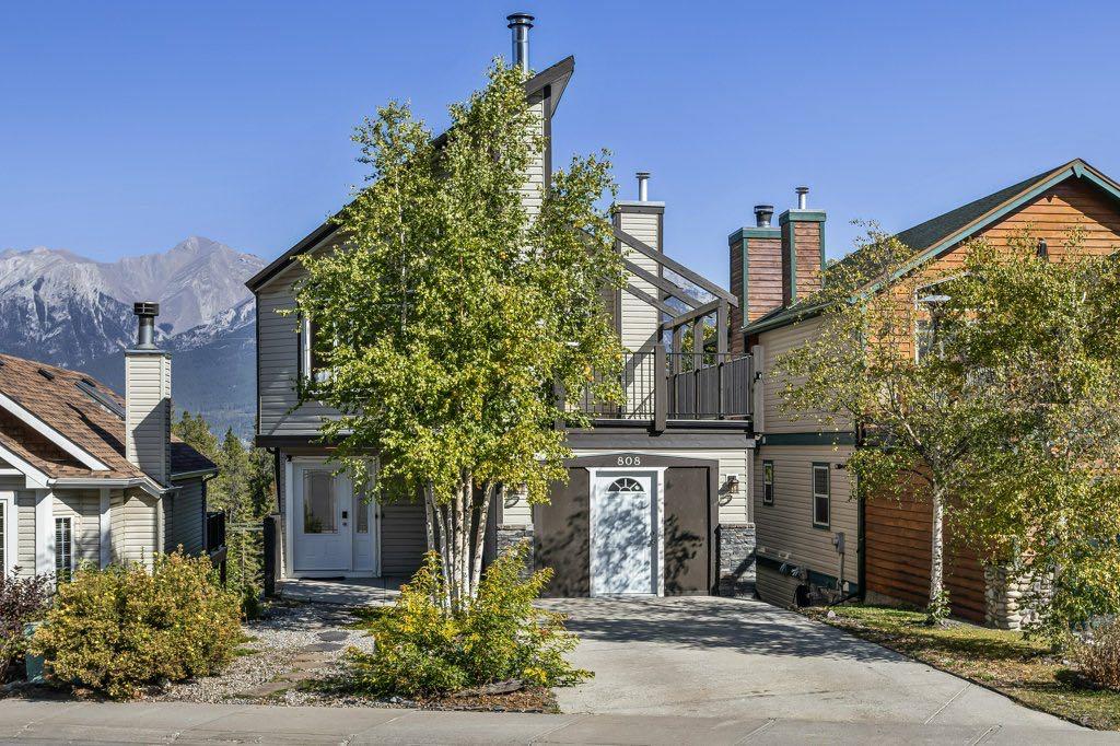 Picture of 808 Lawrence Grassi Ridge , Canmore Real Estate Listing