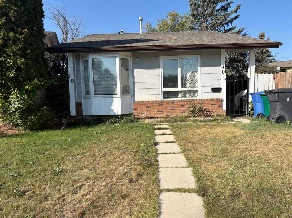Picture of 40 Cayuga Crescent W, Lethbridge Real Estate Listing