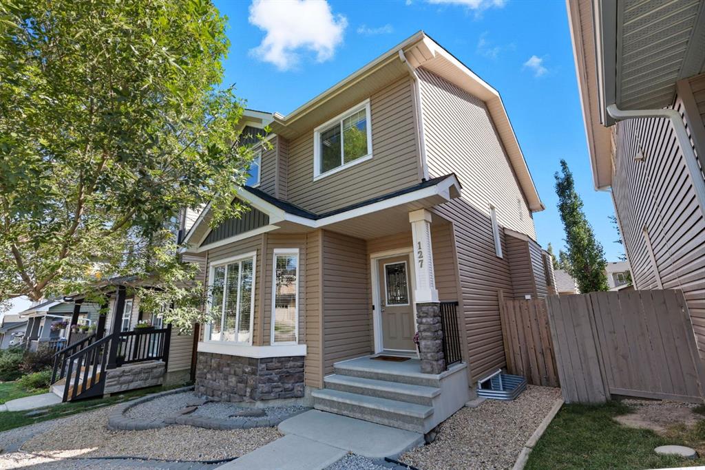 Picture of 127 Sage Hill Way NW, Calgary Real Estate Listing