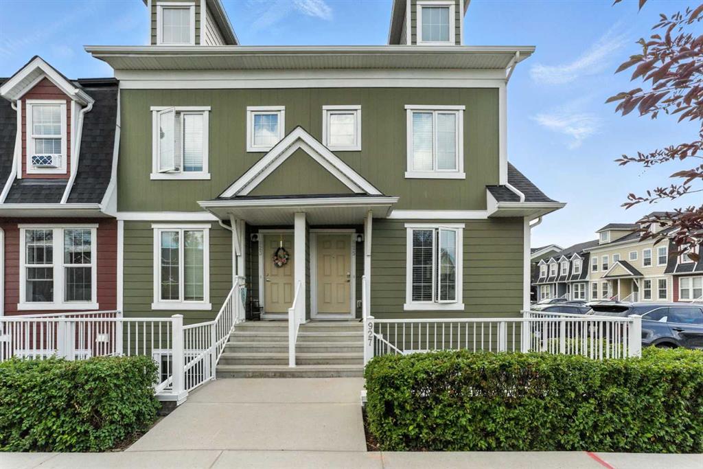 Picture of 927 Auburn Bay Circle SE, Calgary Real Estate Listing