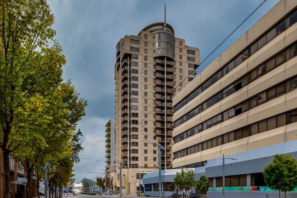 Picture of 1301, 683 10 Street SW, Calgary Real Estate Listing