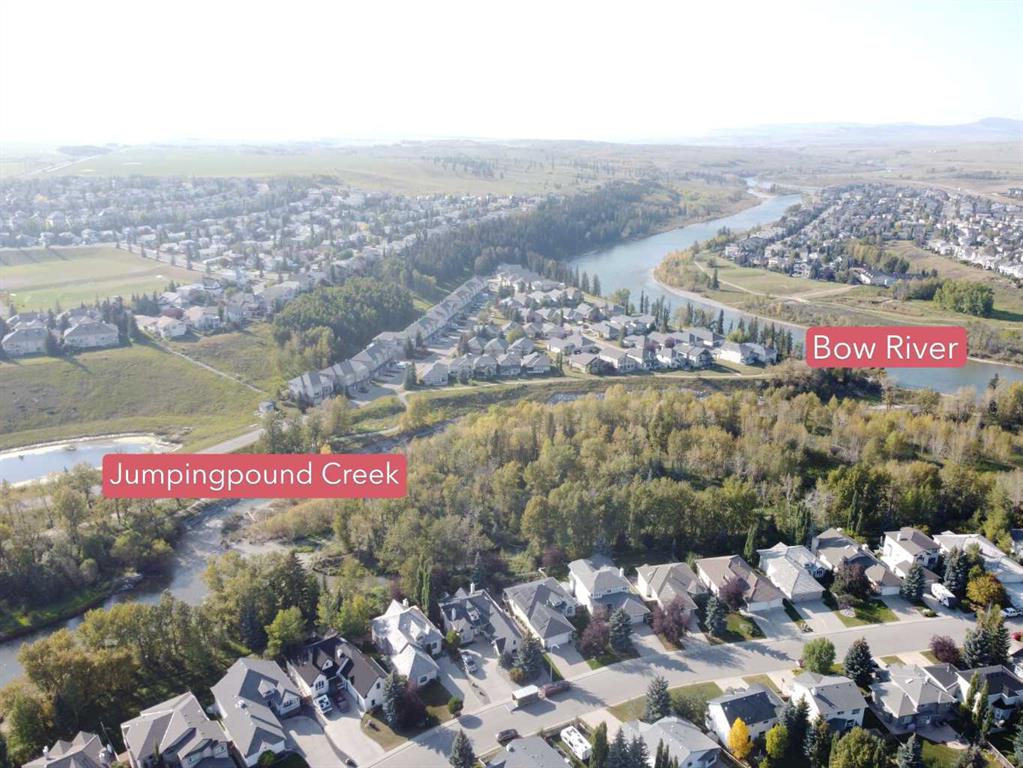 Picture of 12 Bow Way , Cochrane Real Estate Listing