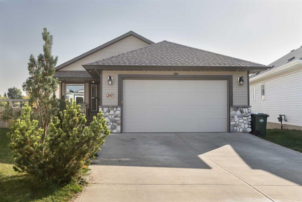 Picture of 5224 48 StreetClose , Innisfail Real Estate Listing