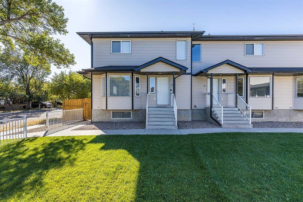 Picture of 1, 115 3 Street NE, Redcliff Real Estate Listing