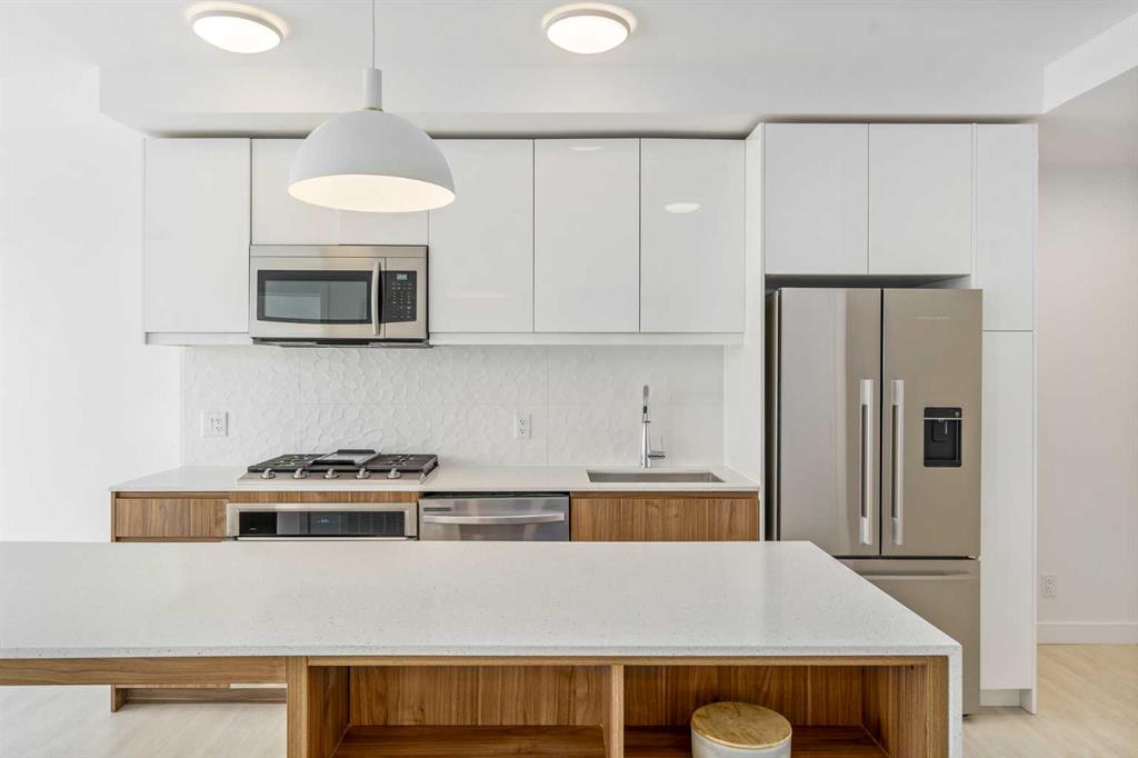 Picture of 610, 327 9A Street NW, Calgary Real Estate Listing