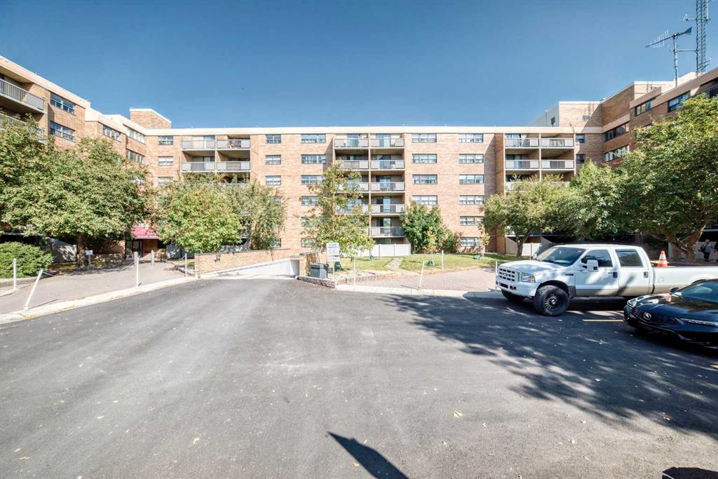 Picture of 623, 30 Mchugh Court NE, Calgary Real Estate Listing