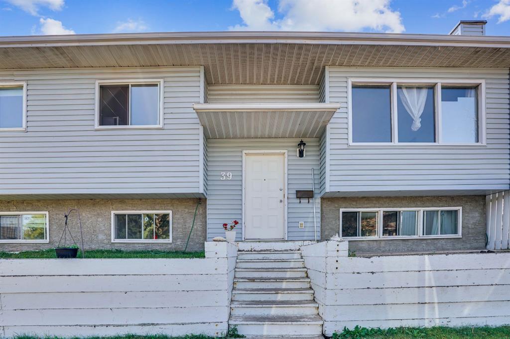 Picture of 39 Ventura Road NE, Calgary Real Estate Listing
