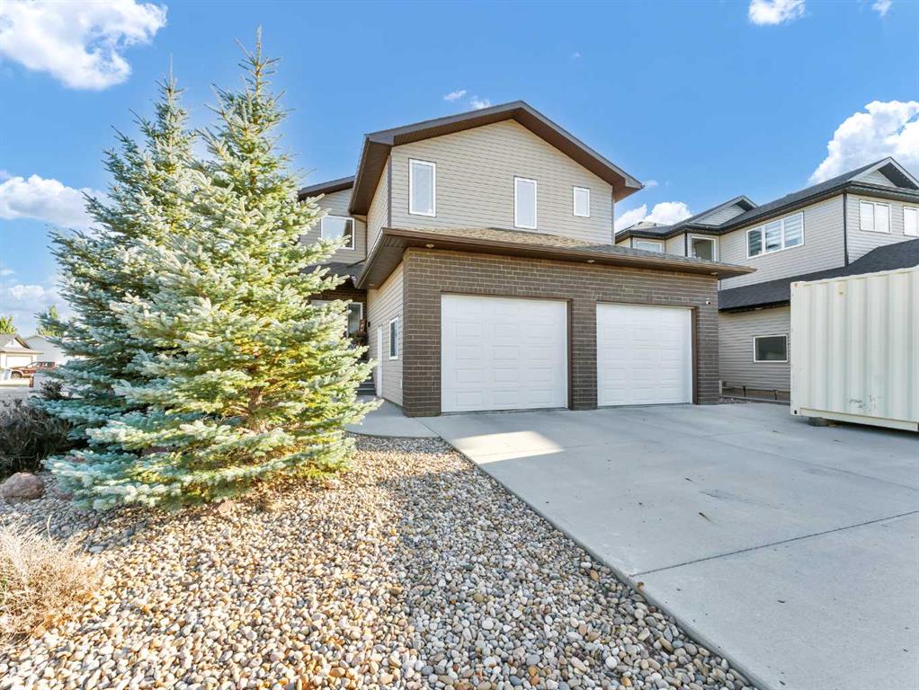 Picture of 351 Stratton Road SE, Medicine Hat Real Estate Listing