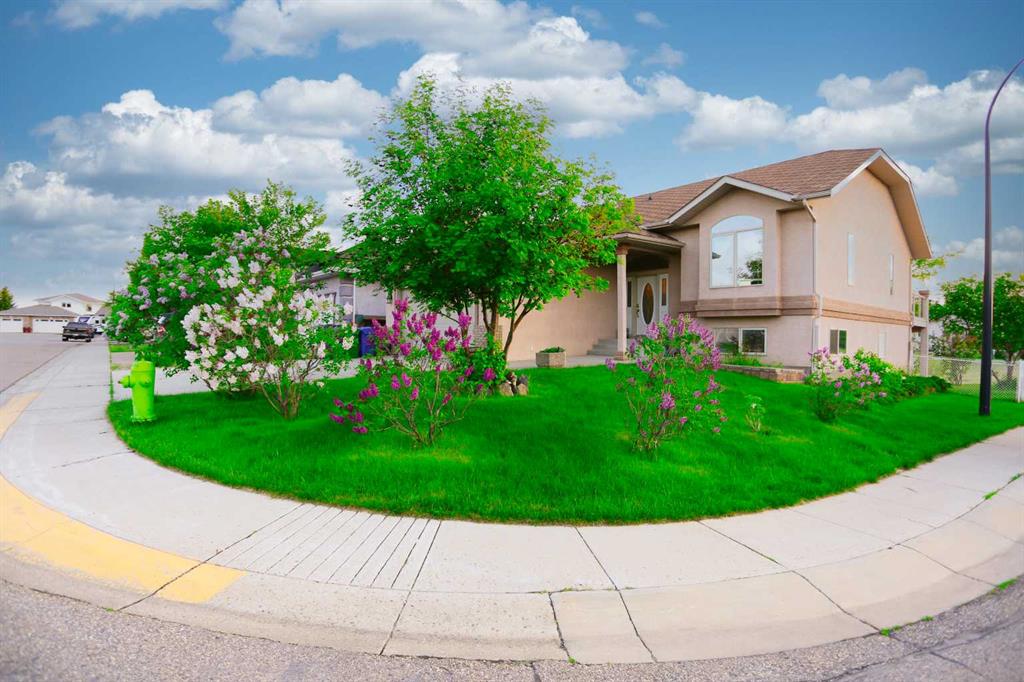 Picture of 61 Leung Close , Red Deer Real Estate Listing