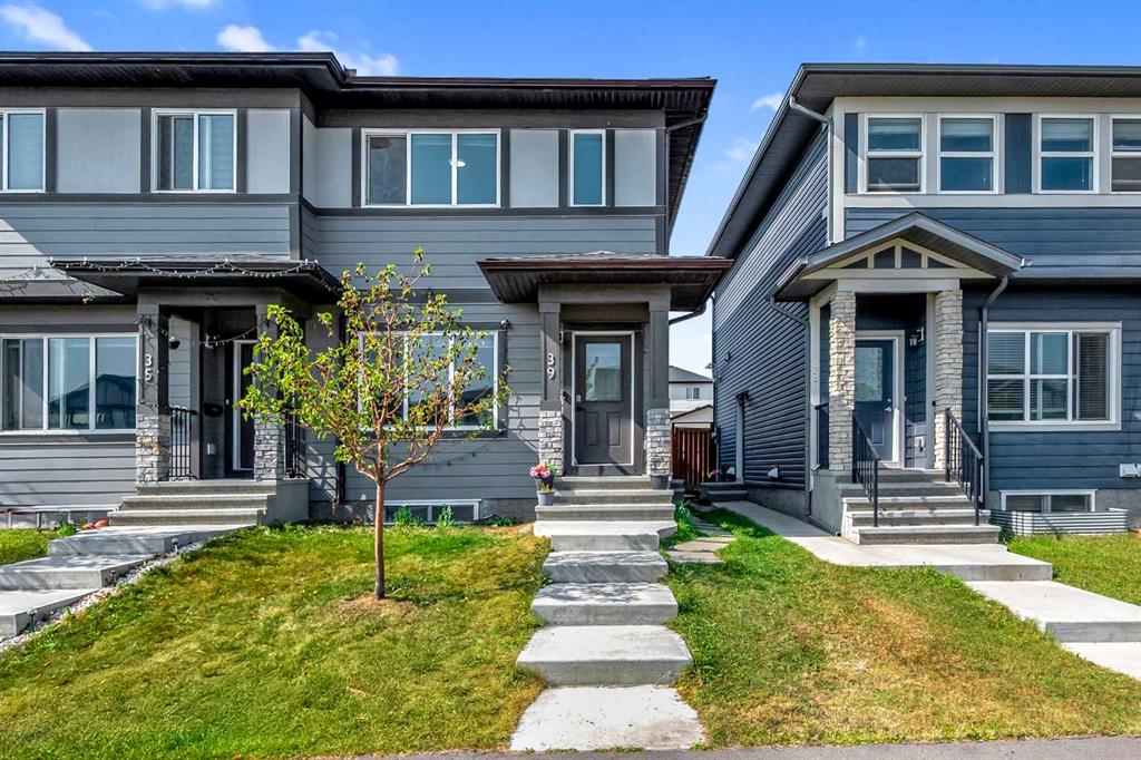 Picture of 39 Cornerbrook Gate NE, Calgary Real Estate Listing