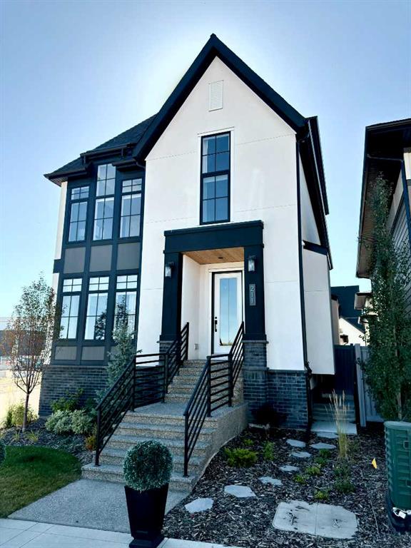 Picture of 211 Calais Drive SW, Calgary Real Estate Listing