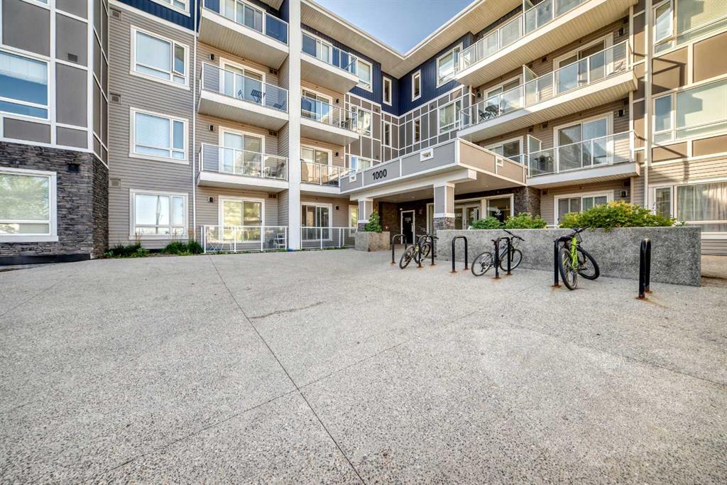 Picture of 1234, 76 Cornerstone Passage NE, Calgary Real Estate Listing