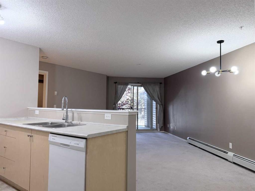 Picture of 1220, 8 Bridlecrest Drive SW, Calgary Real Estate Listing