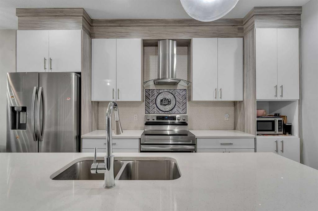 Picture of 714, 95 Skyview Close NE, Calgary Real Estate Listing