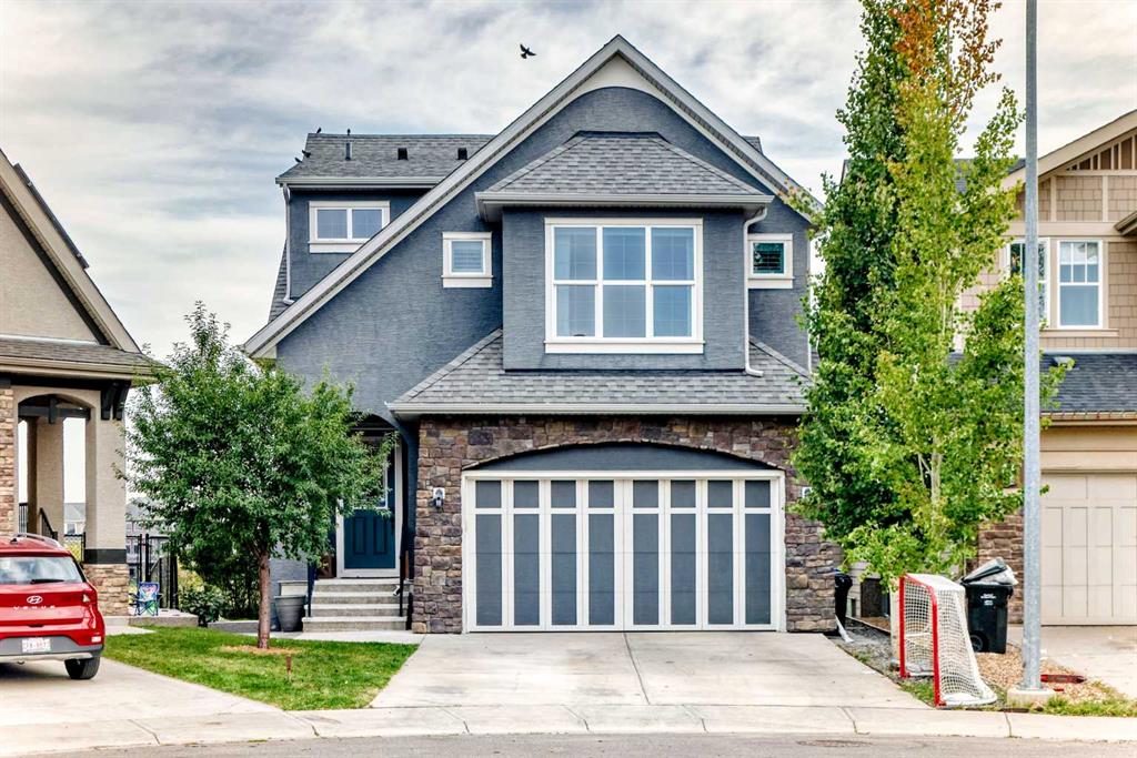 Picture of 95 Marquis Crescent SE, Calgary Real Estate Listing