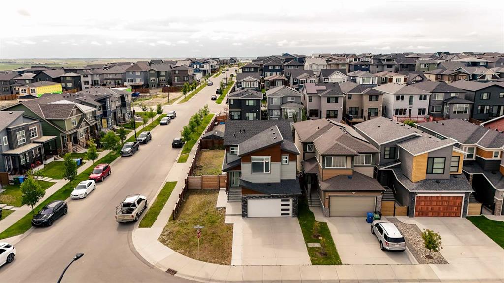 Picture of 274 Howse Drive NE, Calgary Real Estate Listing