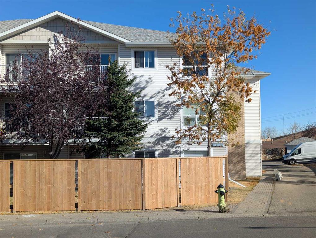 Picture of 103, 5555 Falsbridge Drive NE, Calgary Real Estate Listing