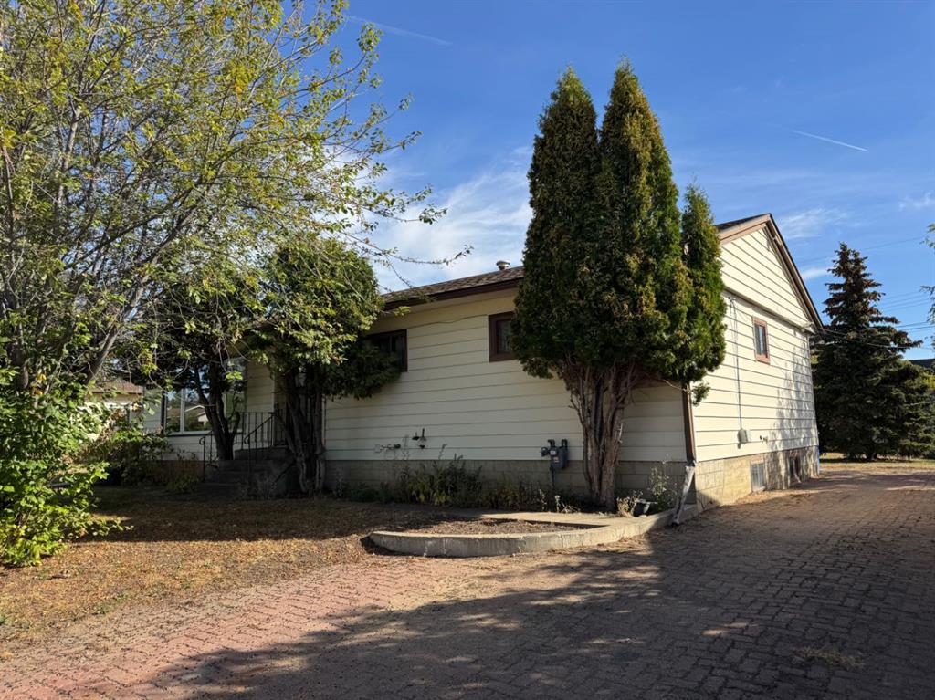 Picture of 10317 114 Street , Fairview Real Estate Listing