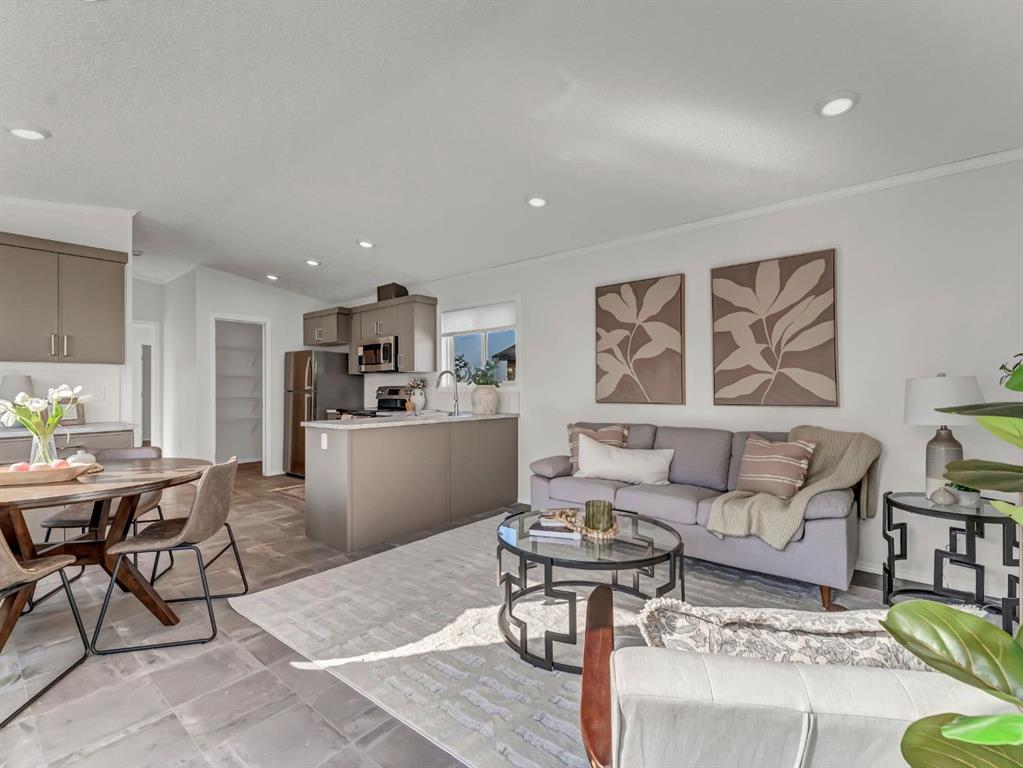 Picture of 134, 4000 13 Avenue SE, Medicine Hat Real Estate Listing