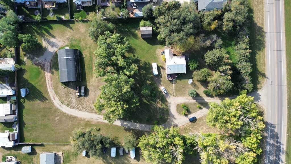 Picture of 5801 Lakeshore Drive , Sylvan Lake Real Estate Listing