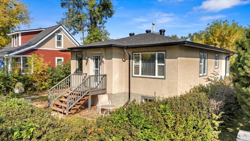 Picture of 5006 55 Avenue , Ponoka Real Estate Listing